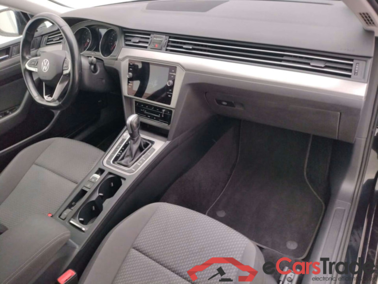 VOLKSWAGEN PASSAT VARIANT 1.5 TSI ACT CONCEPTLINE DSG #3