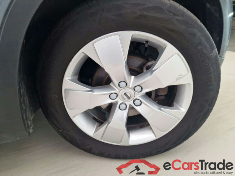 VOLVO XC40 1.5 T3 GEARTRONIC MOMENTUM PRO #4