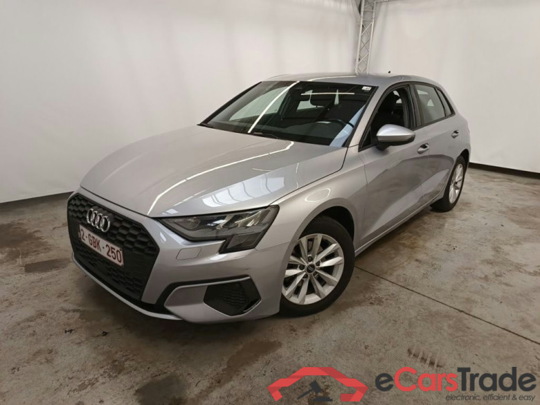 Audi A3 Sportback 2.0 30 TDi 85kW S tronic Attraction BE 5d #1