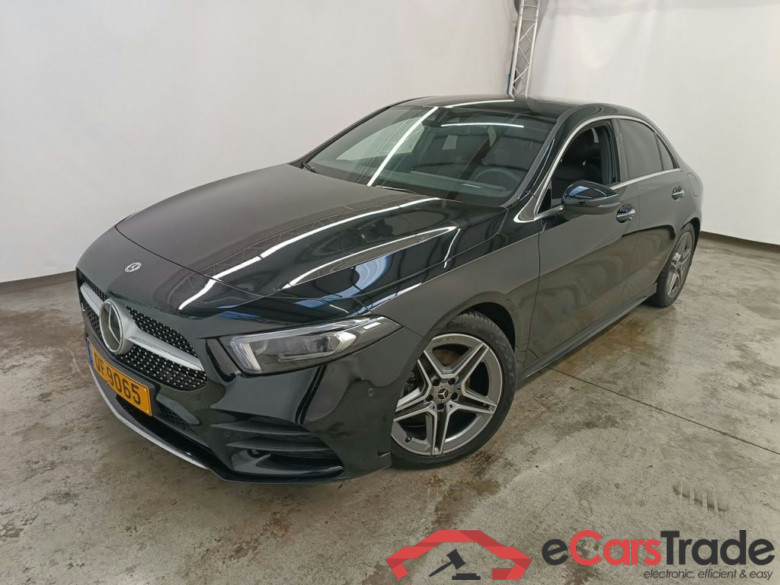 Mercedes-Benz Classe A Berline A 200 AMG Line 4MATIC DCT 4d