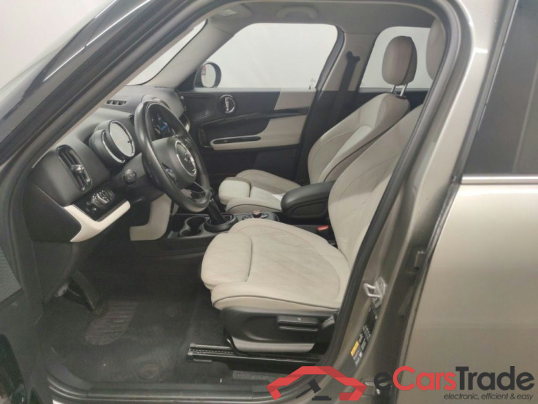 Mini Countryman Cooper S E ALL4 AT 5d #3