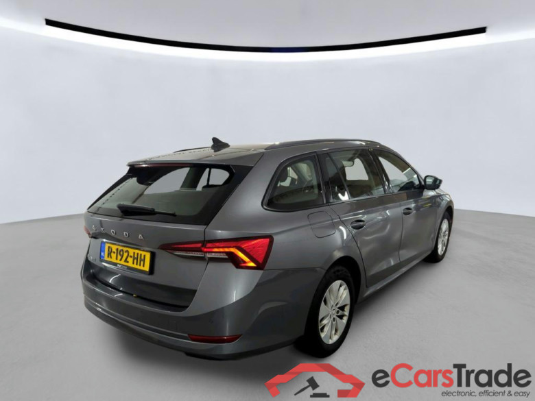 SKODA Octavia Combi 81 kW #5