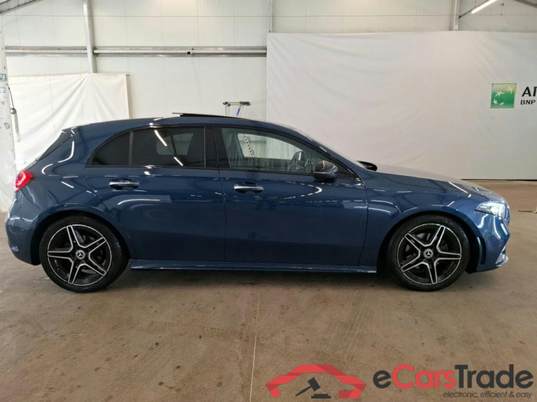 MERCEDES-BENZ Classe A Compact / 2018 / 5P / Berline A 180 AMG Line #6