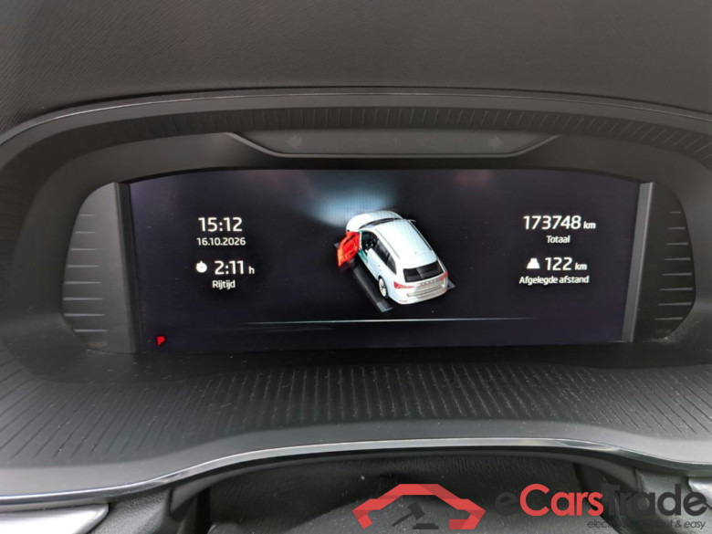 SKODA OCTAVIA COMBI 1.5 TSI Bns Ed. Plus #6