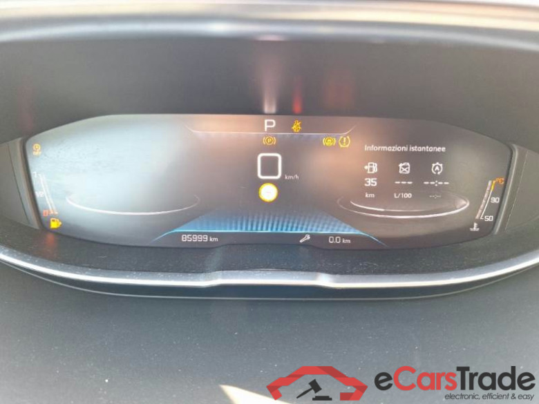 PEUGEOT 3008 / 2020 / 5P / SUV BLUEHDI 130 EAT8 SeS ALLURE #4