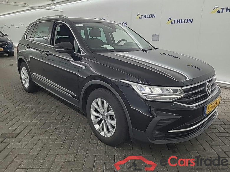 VOLKSWAGEN Tiguan 1.5 TSI 110kW DSG Life Business 5D #2
