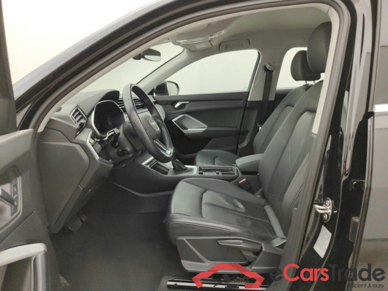 Audi Q3 Sportback 45 TFSI e S tronic 5d #3
