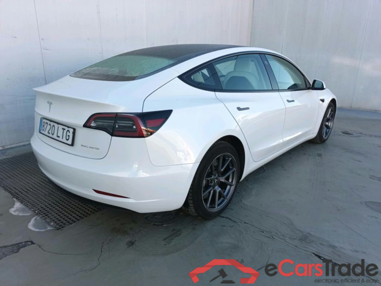 TESLA Model 3 / 2018 / 4P / sedán Gran Autonomía 4WD #2