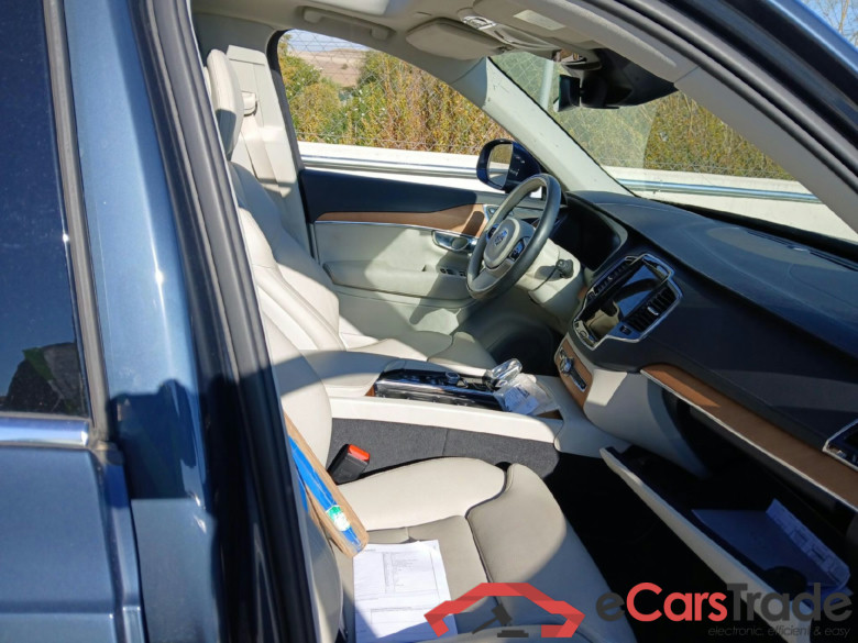 VOLVO XC90 / 2019 / 5P / todoterreno 2.0 T8 AWD Recharge Inscription Auto #6