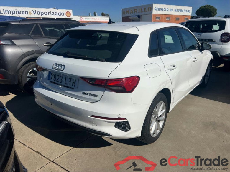 AUDI A3 / 2020 / 5P / berlina con portón Sportback 30 TFSI 81kW (110CV) S tronic #2