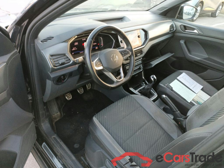 VOLKSWAGEN T-Cross / 2018 / 5P / todoterreno Sport 1.0 TSI 81kW (110CV) #3