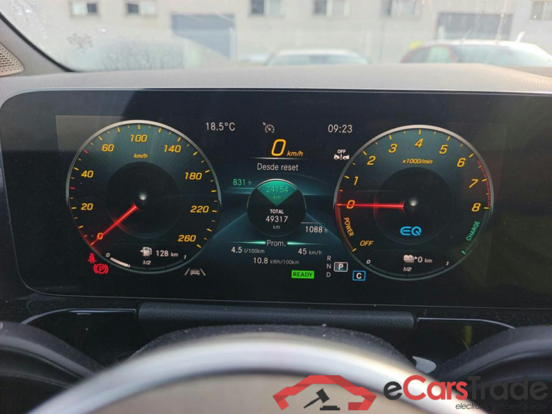 MERCEDES-BENZ GLA / 2020 / 5P / todoterreno GLA 250 e #4