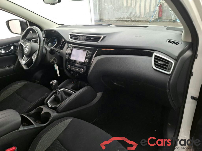 NISSAN Qashqai / 2017 / 5P / Crossover 1.5 DCI 115 Business Edition #5