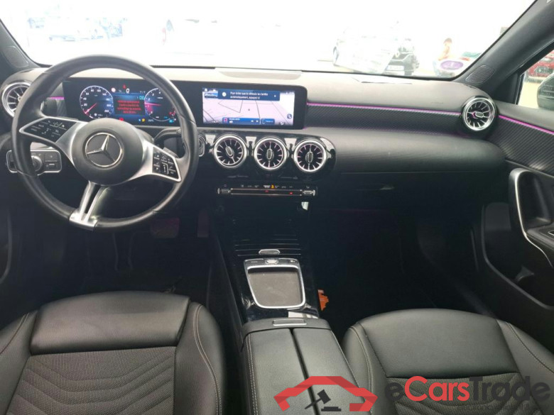 MERCEDES-BENZ Classe A Compact / 2022 / 5P / Berline A 200 Business Line 7G-DCT #5