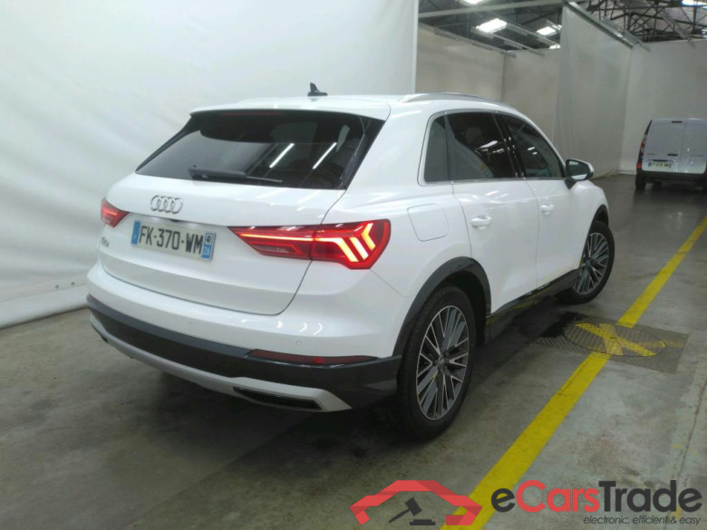 AUDI Q3 5p SUV 2.0 35 TDI 150 S TRONIC DESIGN LUXE #3