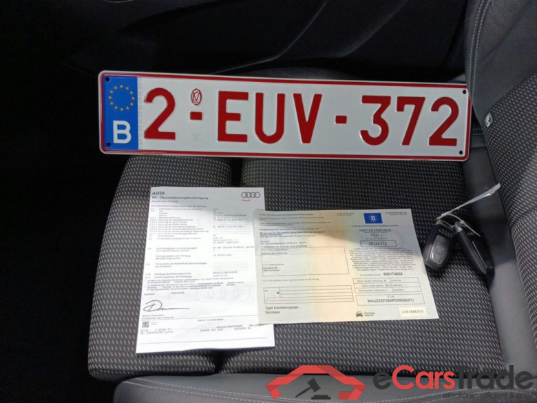Audi Q4 e-tron 40 e-tron S Line 5d #4
