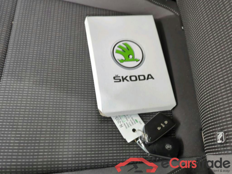 SKODA Octavia Combi 81 kW #6