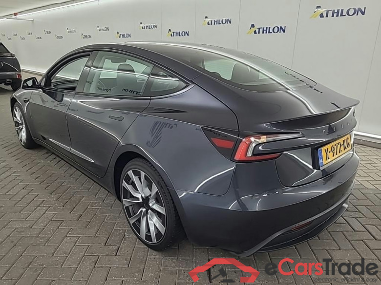 Tesla Model 3 Dual Motor All-Wheel Drive 4D 366kW #4