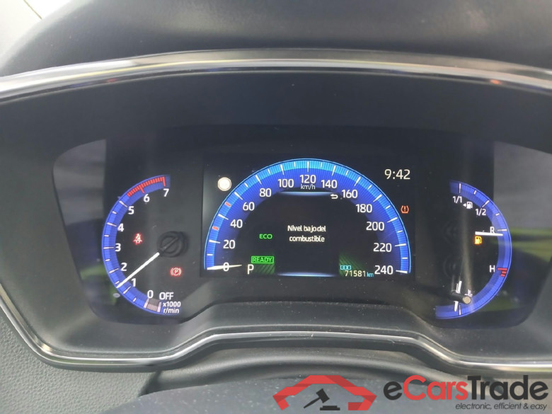 TOYOTA Corolla / 2019 / 5P / berlina con portón 1.8 125H ACTIVE TECH E-CVT (CX) #4