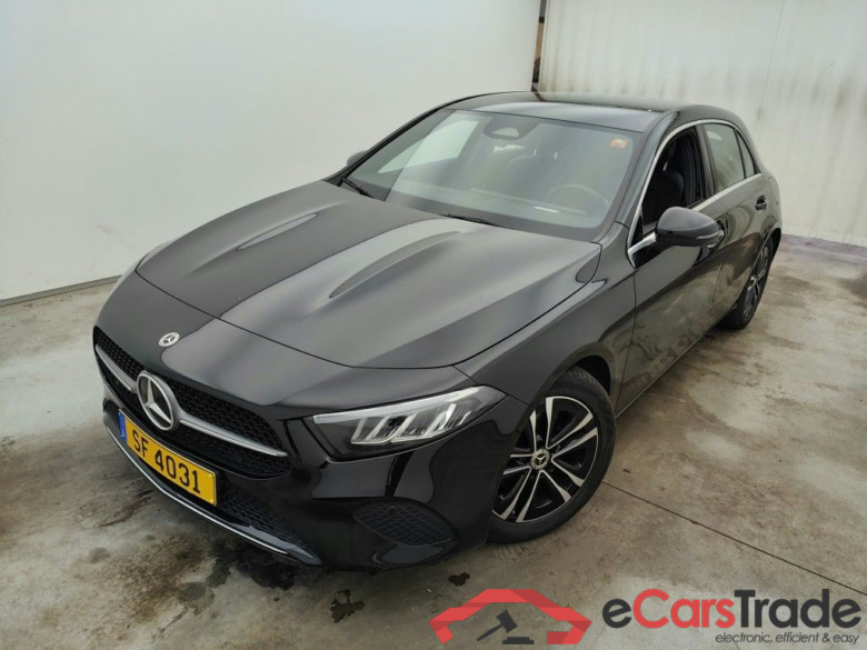 Mercedes-Benz Classe A A 180 Business Line 5d #1